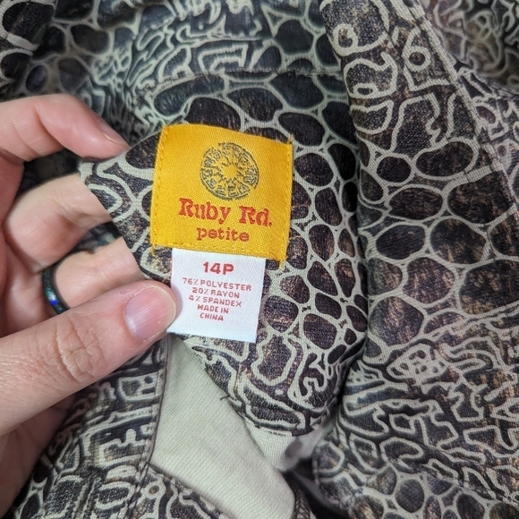 Ruby Road Snake Print Button Front Jacket Sz 14P - Picture 11 of 12